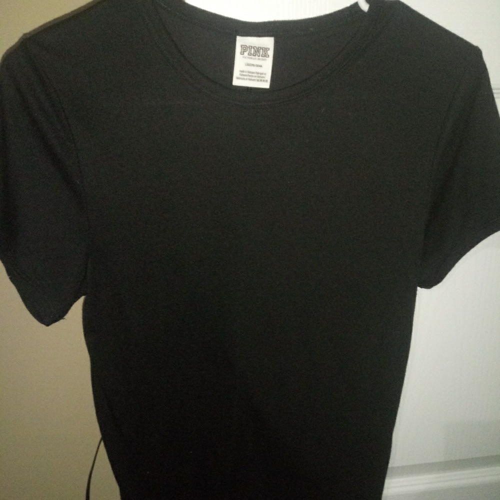 Shirts - Picture 3 of 4